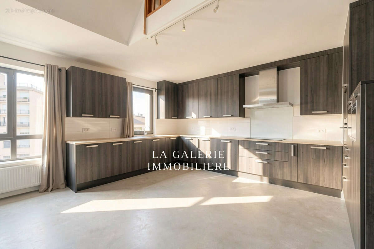Appartement à SURESNES