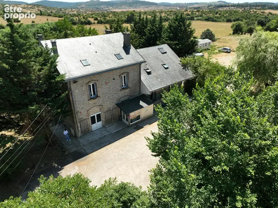 Gites dans ancienne gare au coeur du LARZAC  (12230 NANT) - photo 3