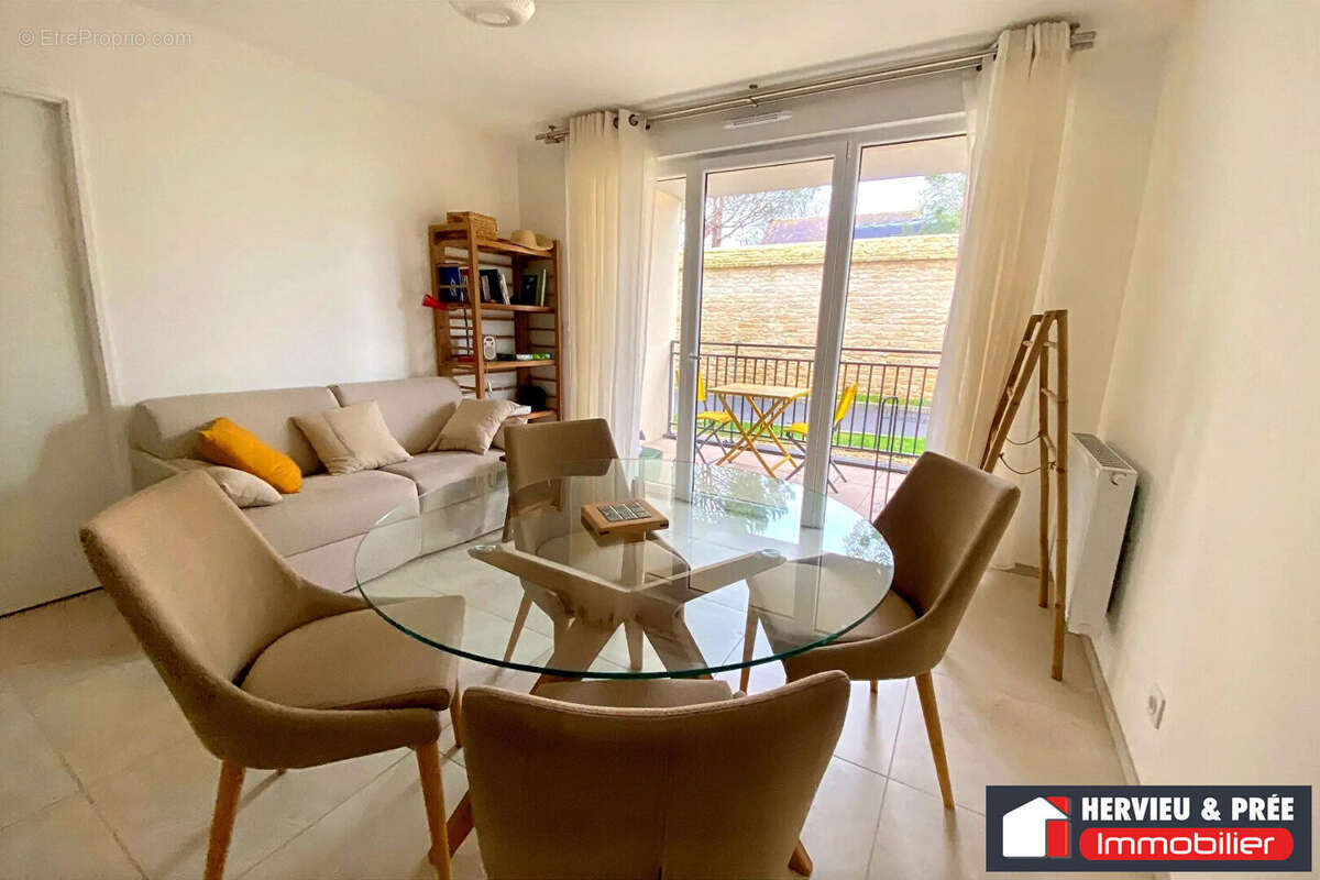 Appartement Lumineux RDC avec Balcon - Résidence Clos des Paons -Centre-ville de Luc-sur-Mer - photo 3