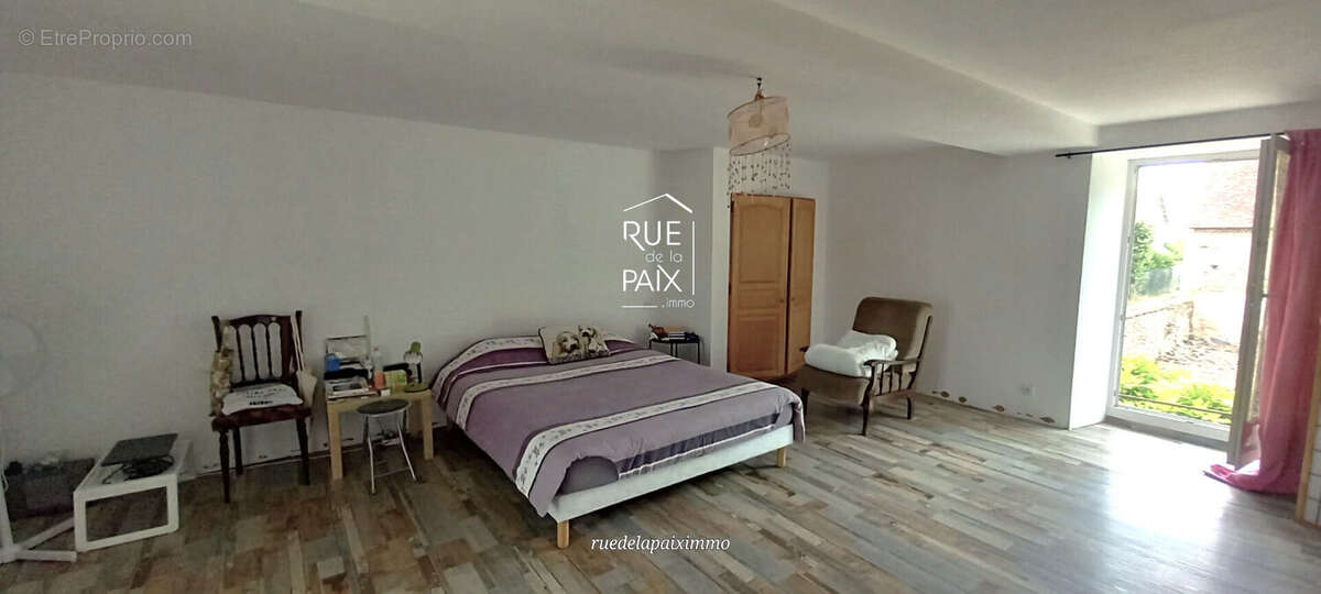 Maison à MARIGNY-MARMANDE