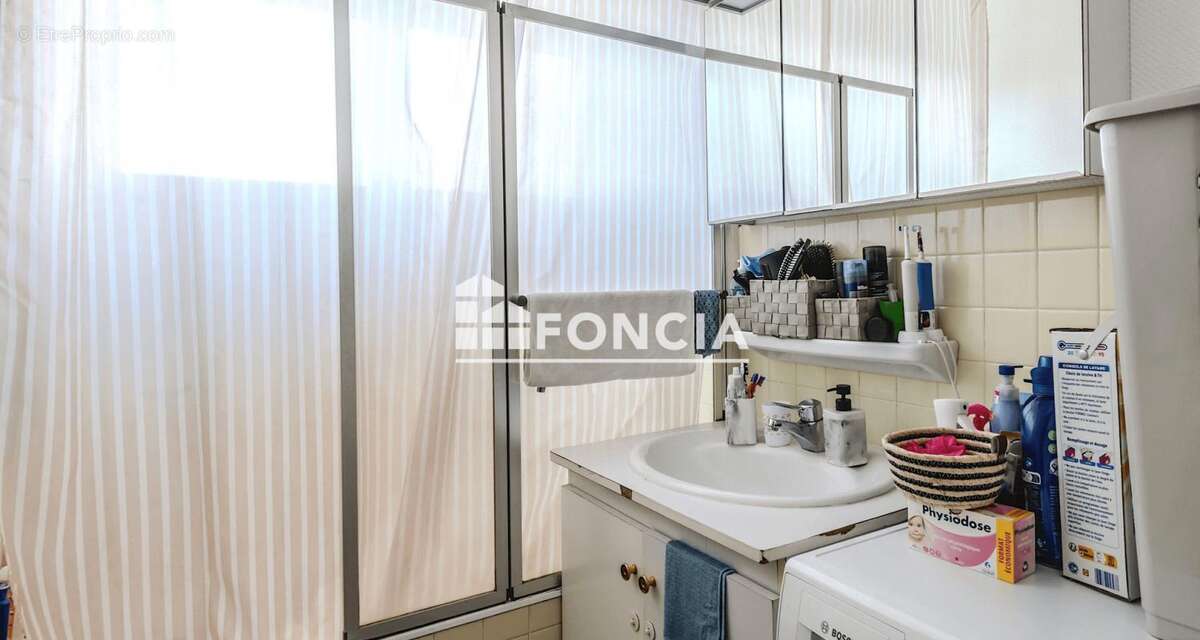 Appartement à DOUVAINE