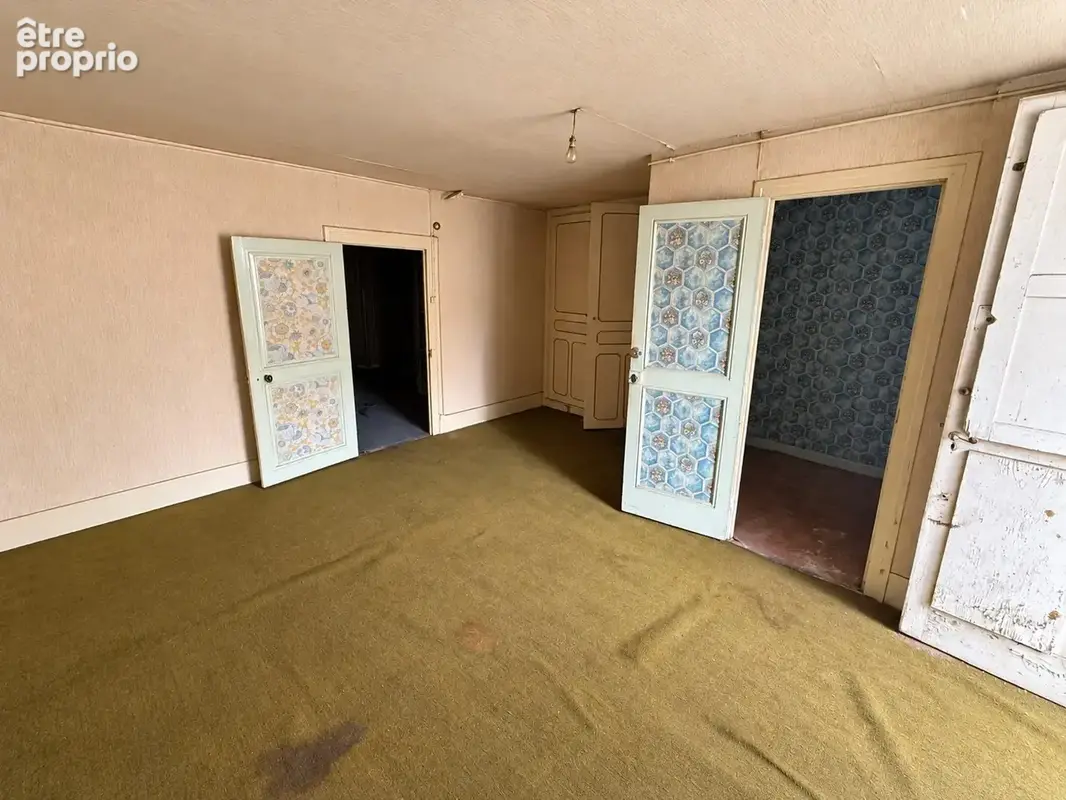 Appartement 3 pièces 63 m² · à Villefranche-sur-Saône · 62,8 m² · 100 000 €