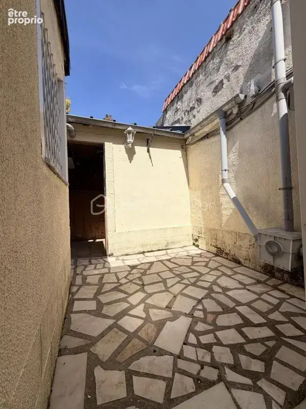 Maison de ville en briques proche des commerces avec terrasse - photo 10