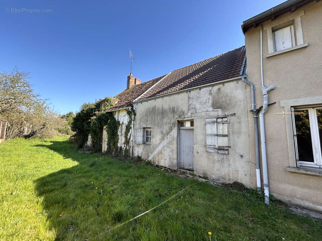 Maison à COMMENTRY