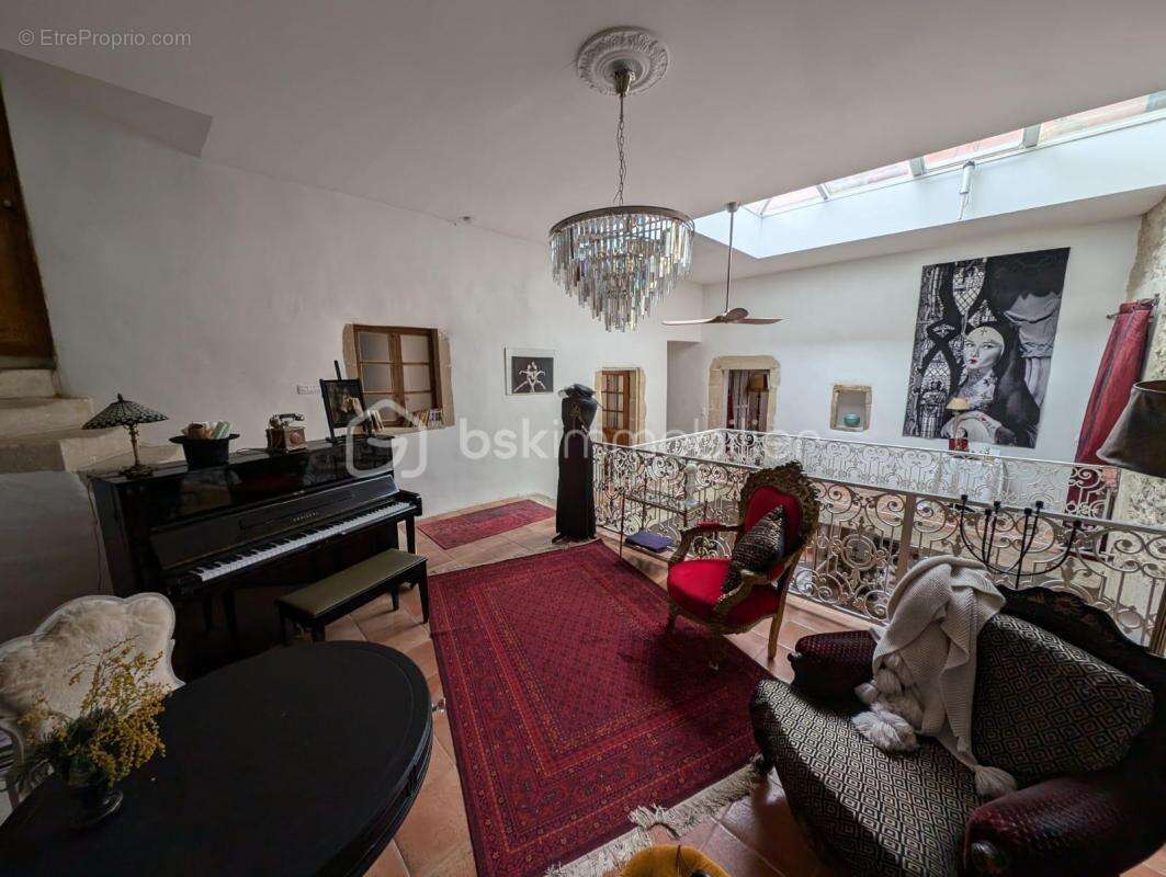 Maison à SAINT-BAUZELY