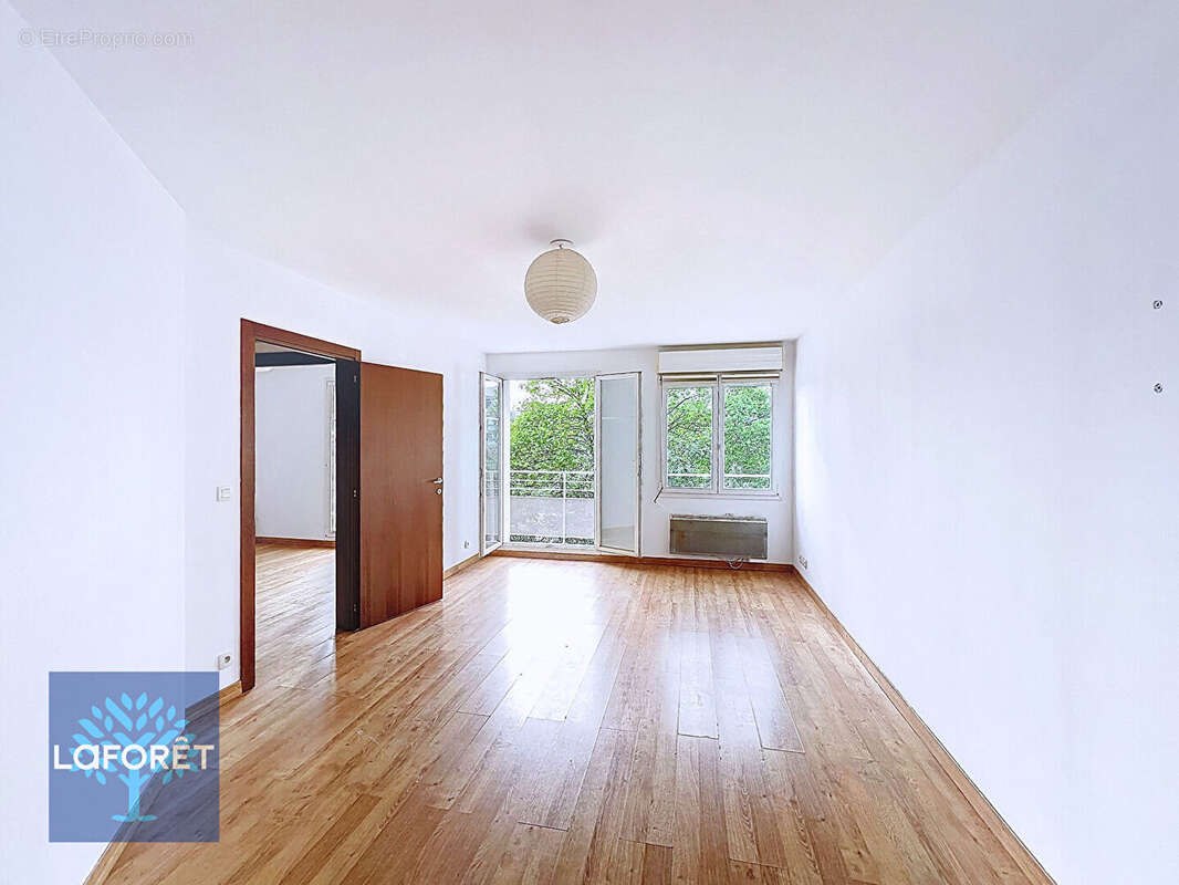 Appartement Corbeil Essonnes 3 pièce(s) - photo 2