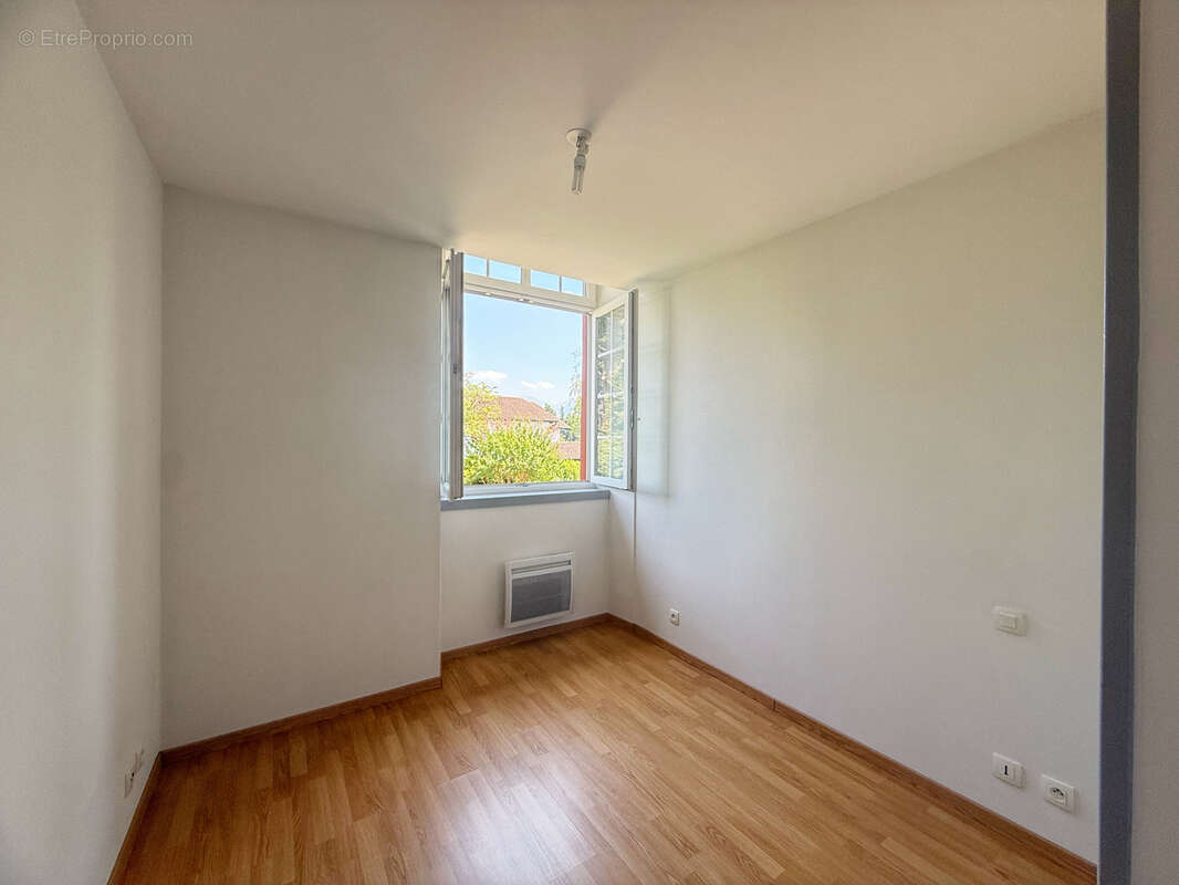 Appartement T3 avec balcon et place de parking - photo 14