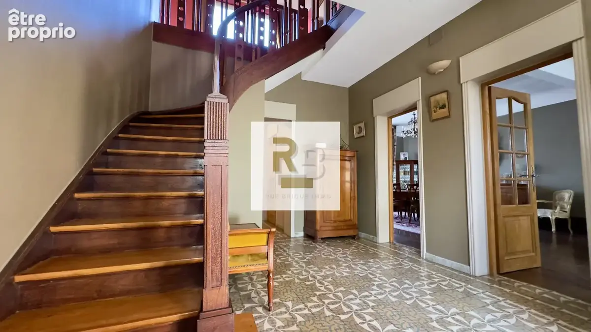 Maison bourgeoise - 250 m2 - Mazingarbe - photo 10