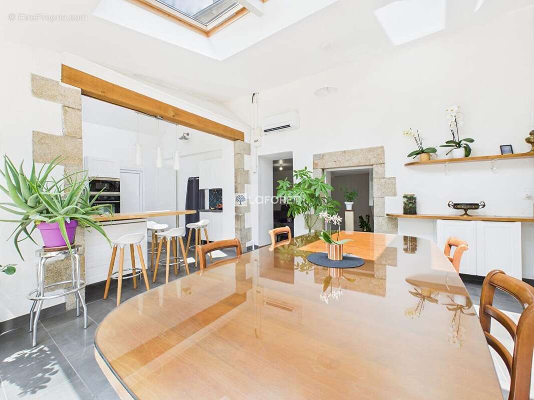 Maison à PLONEOUR-LANVERN