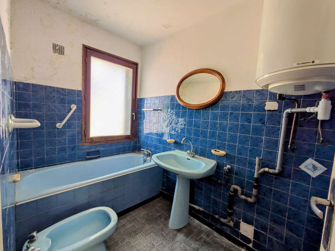 Appartement à SIX-FOURS-LES-PLAGES