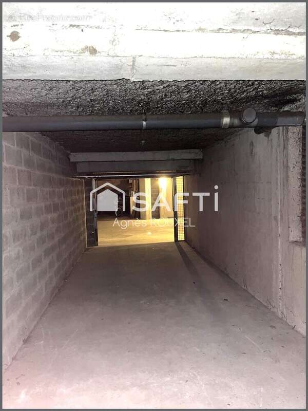 Photo 3 - Parking à NANTES