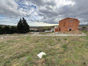 Terrain à LES HAIES