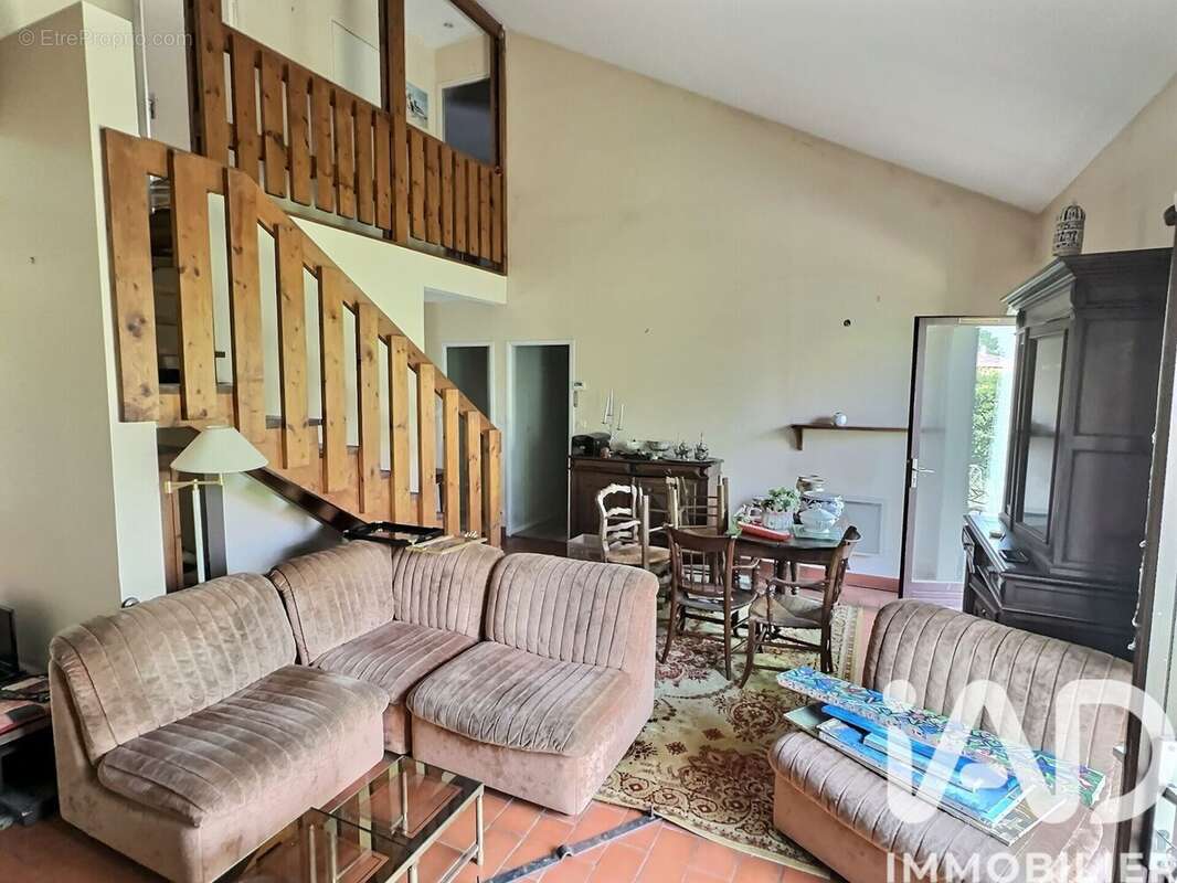 Photo 3 - Maison à VILLENAVE-D'ORNON