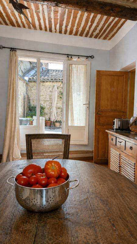 Superbe maison de village avec terrasse et cave - photo 5