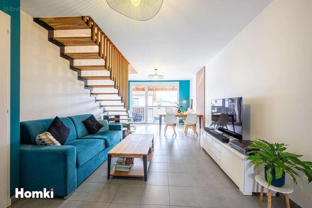 Appartement à CUVAT