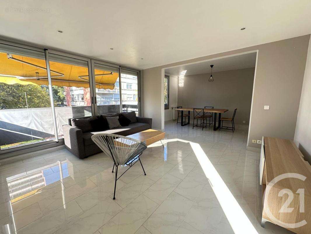 Appartement à FONTENAY-SOUS-BOIS