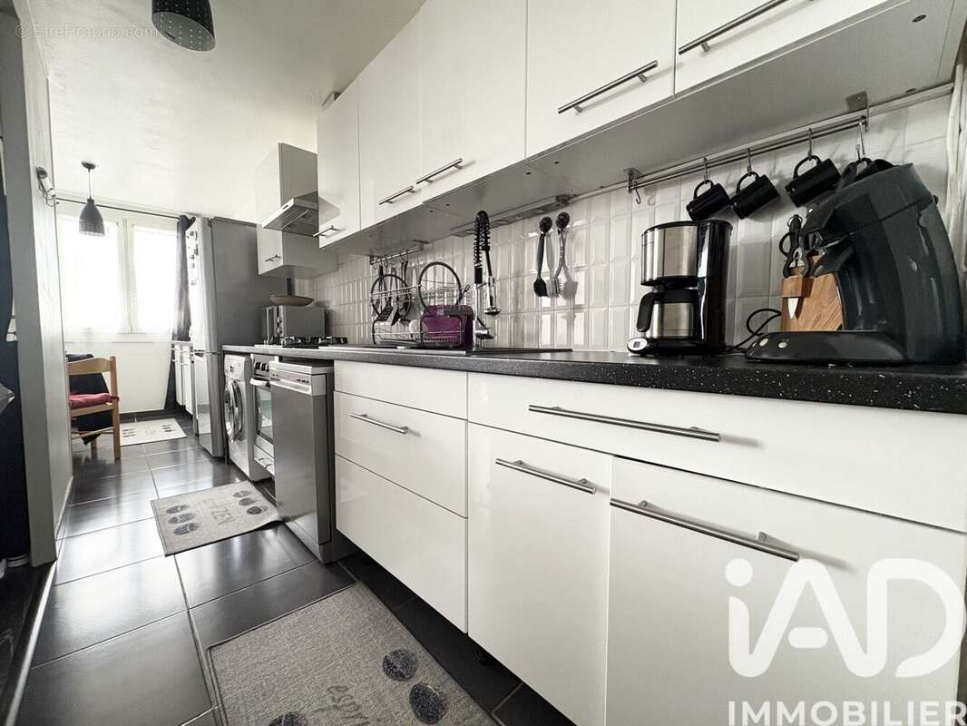 Photo 6 - Appartement à CORBEIL-ESSONNES