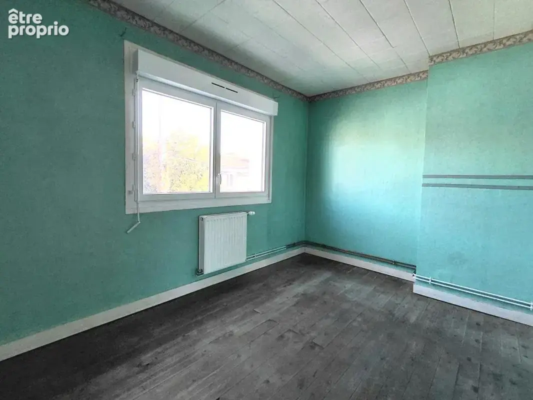 Oignies - type 4 - 70 m² - photo 4