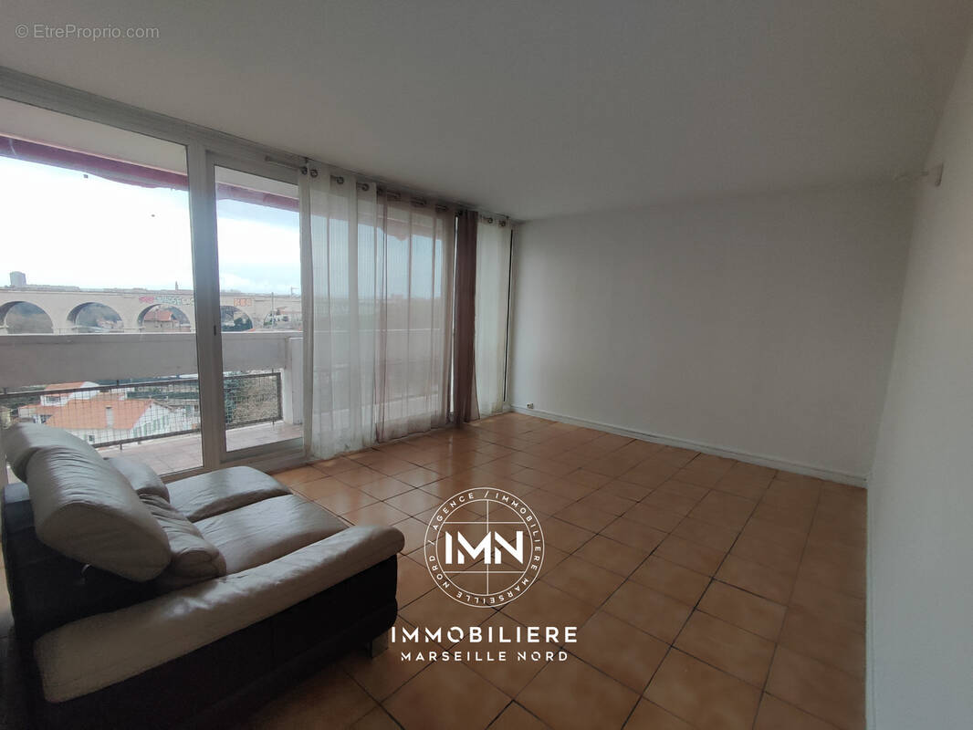 Appartement à MARSEILLE-15E