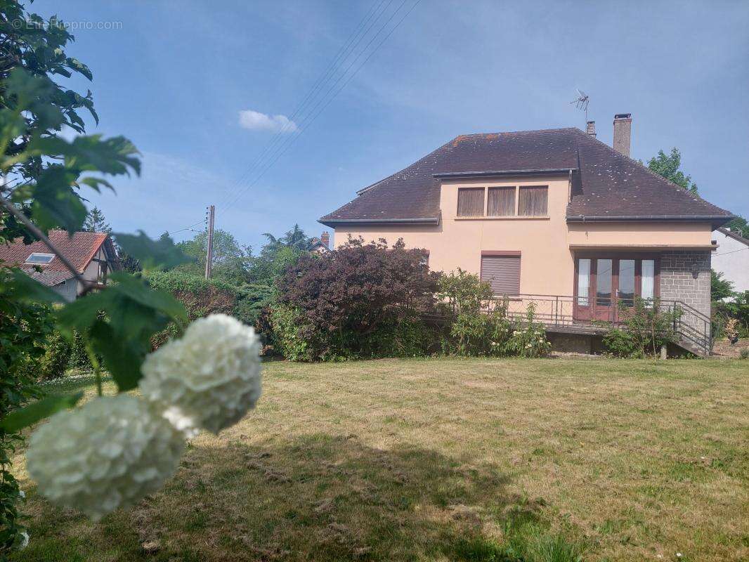 Maison à CONCHES-EN-OUCHE