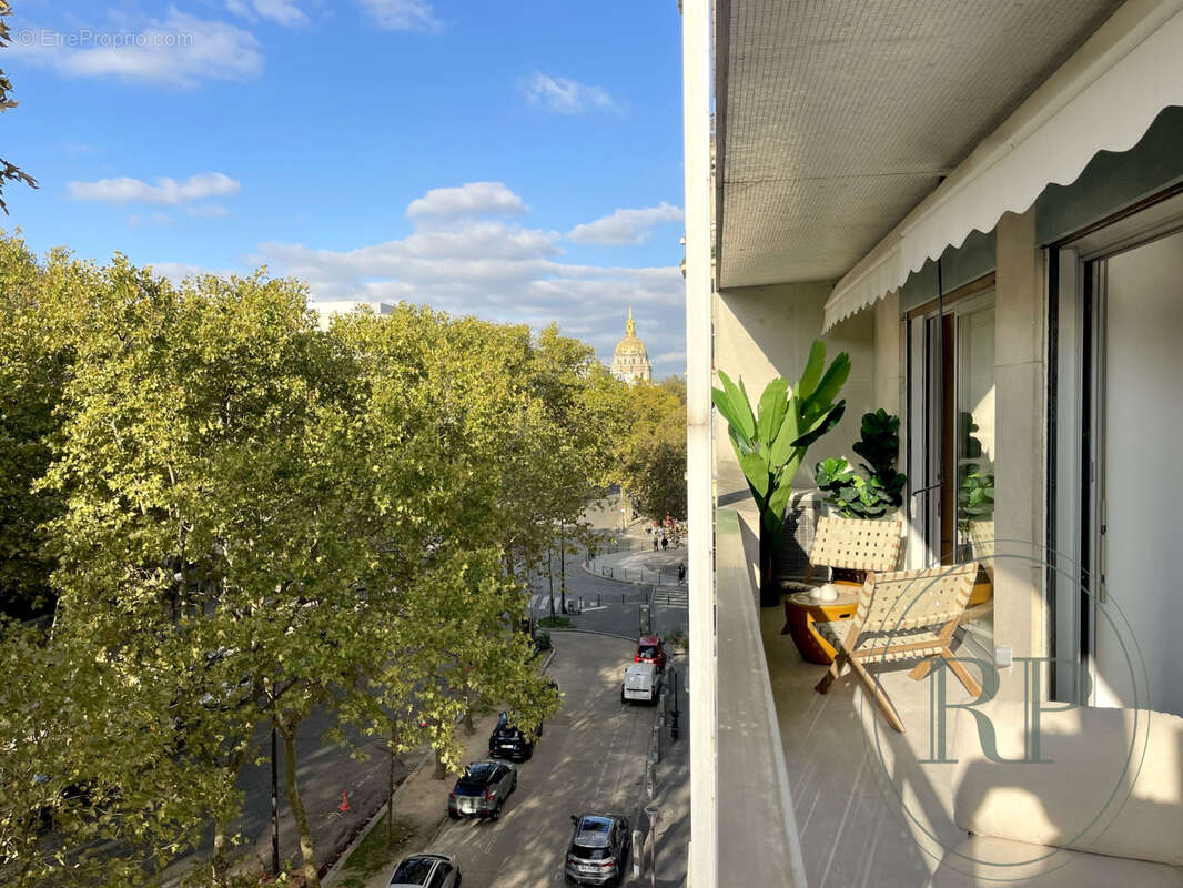 Appartement à PARIS-7E
