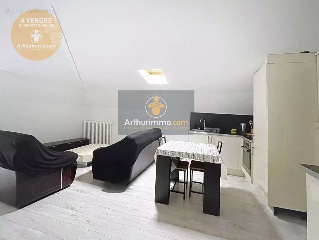 Appartement à MAFFLIERS