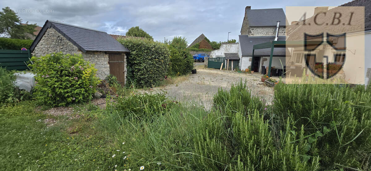 Maison à VILLERMAIN