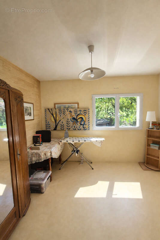 Maison à COUBRON