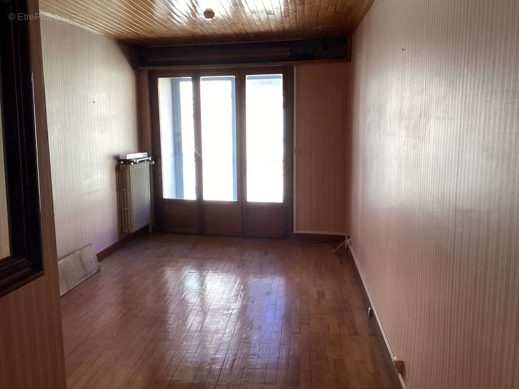 Maison à LE MONASTIER-SUR-GAZEILLE