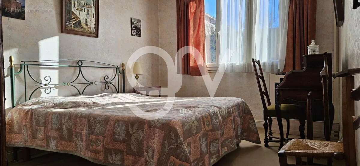 Maison à ARPAJON-SUR-CERE