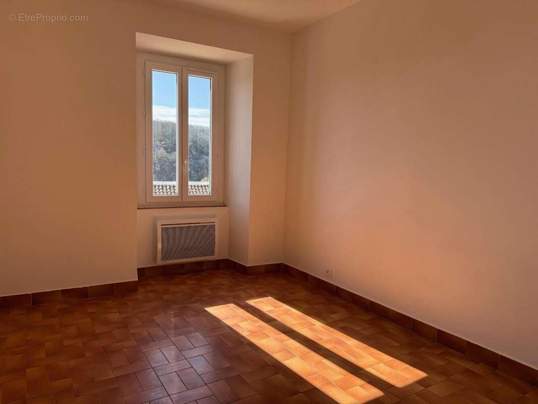   - Maison à VOGUE