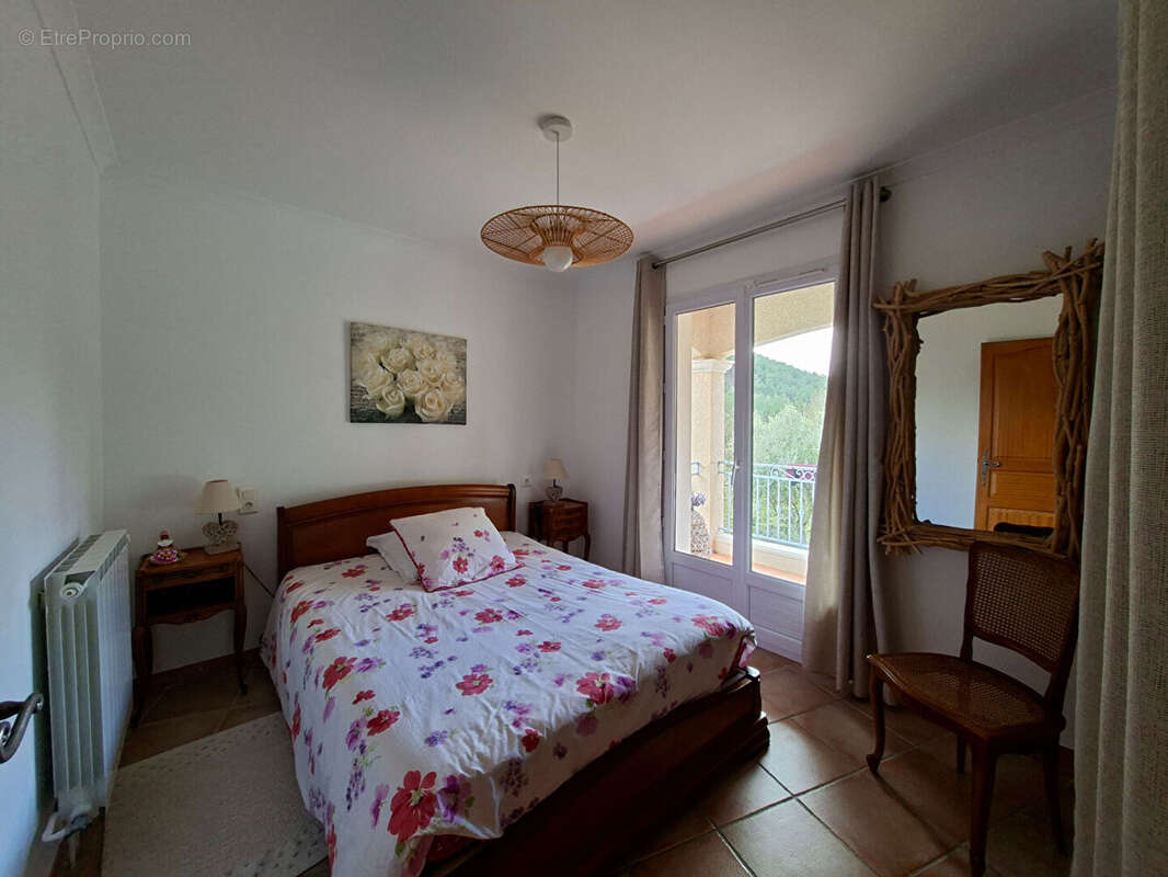 Maison à SENECHAS