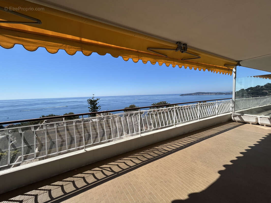 Appartement à CAP-D'AIL
