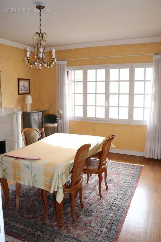 Maison à LOUVECIENNES