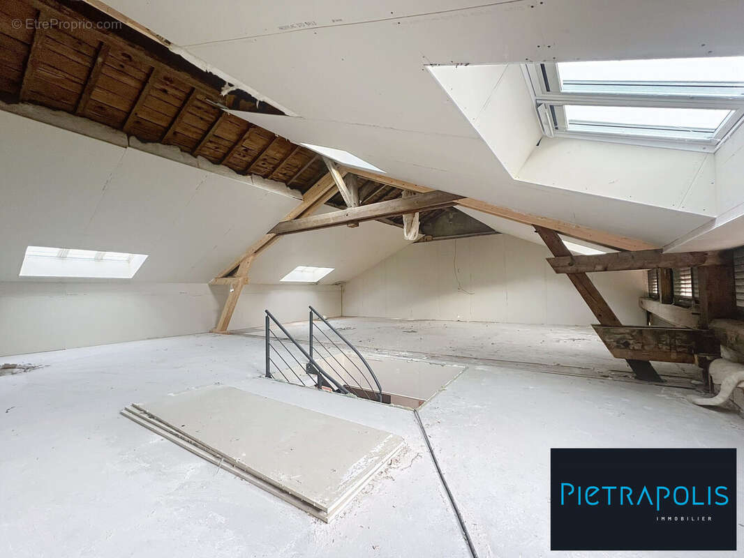 Commerce 255 m² à Beaune  - photo 7