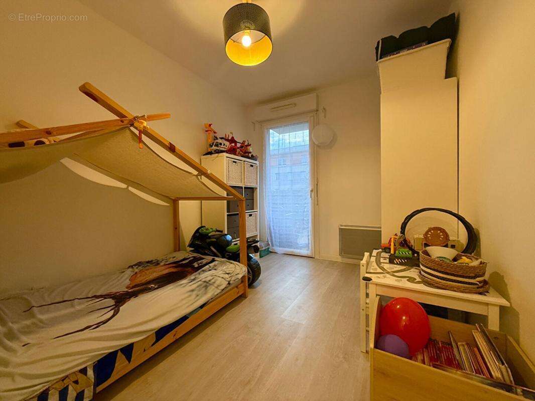 Appartement à FLEURY-SUR-ORNE