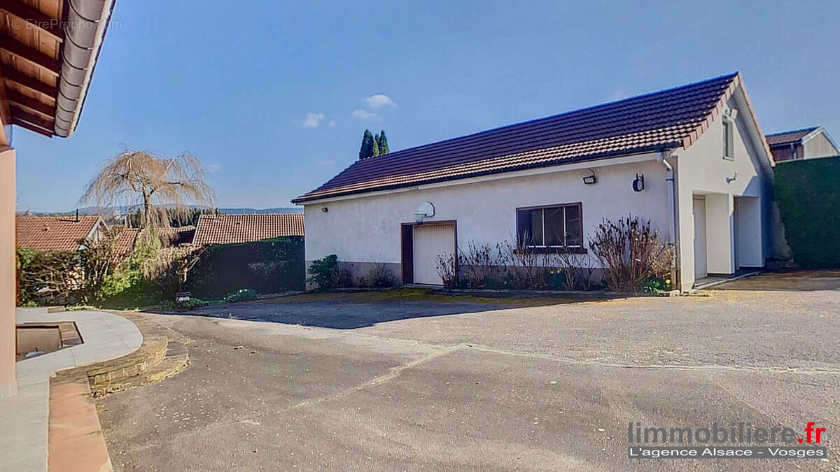 Maison à PROVENCHERES-SUR-FAVE