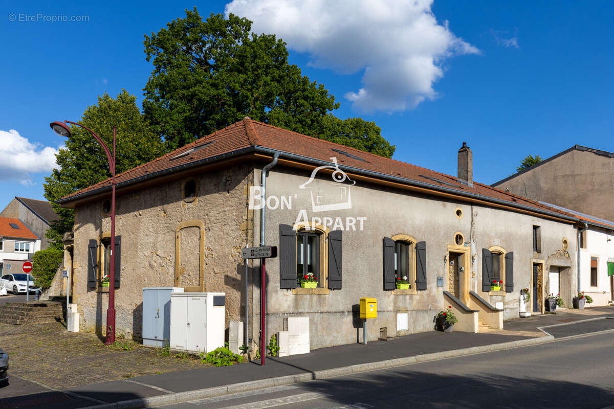 Maison à SAINT-PRIVAT-LA-MONTAGNE