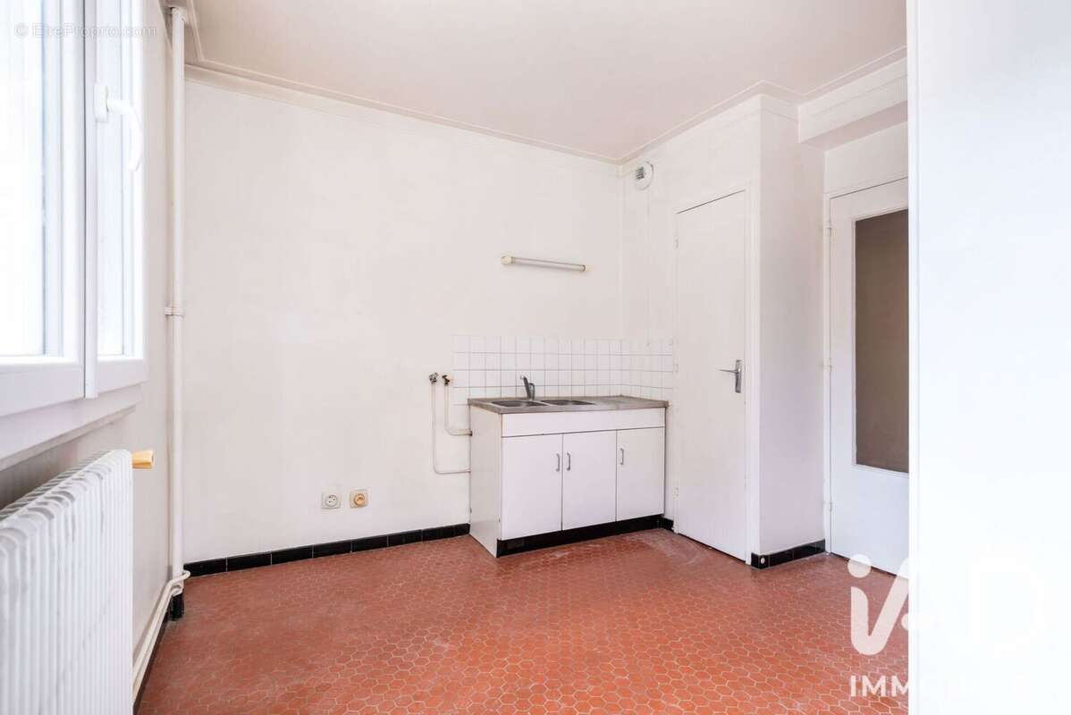 Photo 4 - Appartement à VILLEURBANNE