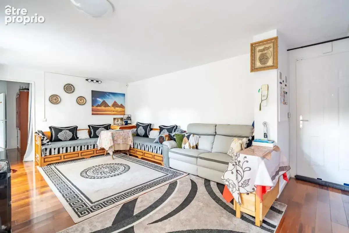 Appartement 4 pièces 77 m² avec terrasse de 18 m² à Stains - photo 2