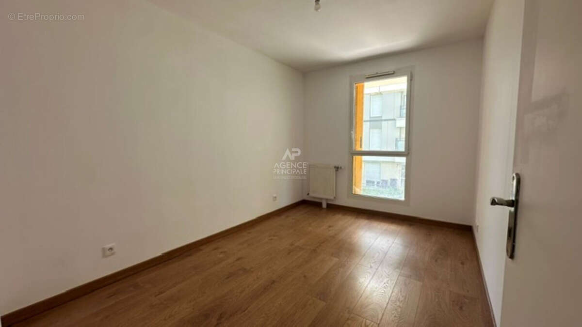 Appartement à NANTERRE