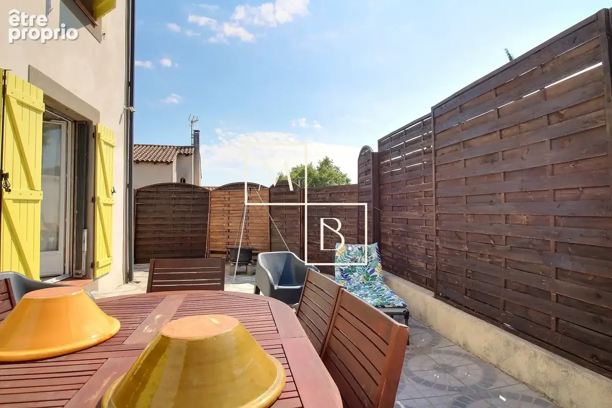 Maison T5 avec terrasse et garage. - photo 13