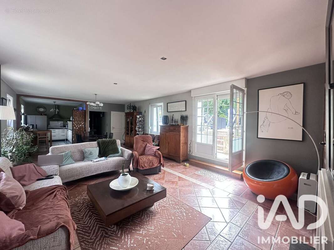 Maison 157 m² à Noyelles-Sous-Bellonne  - photo 7
