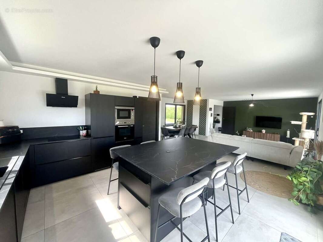 Maison à CHALON-SUR-SAONE