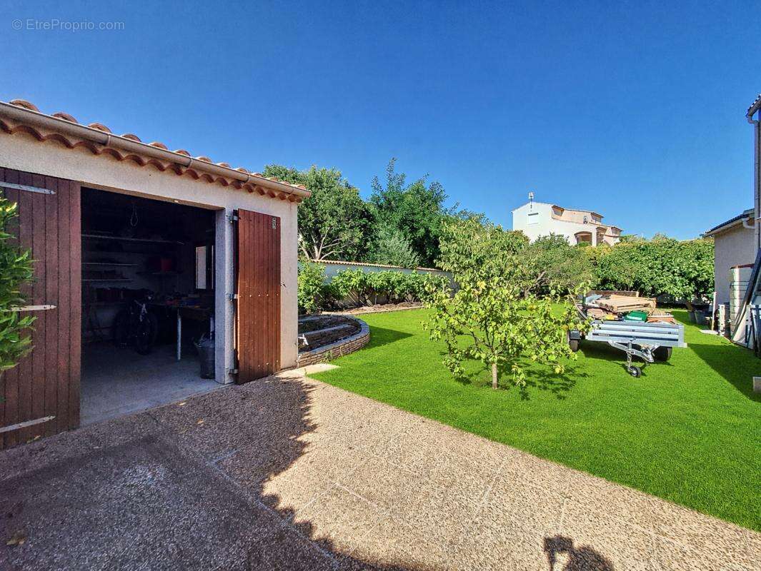 Maison à CAVEIRAC