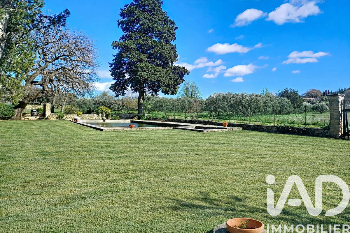 Photo 2 - Maison à OPPEDE