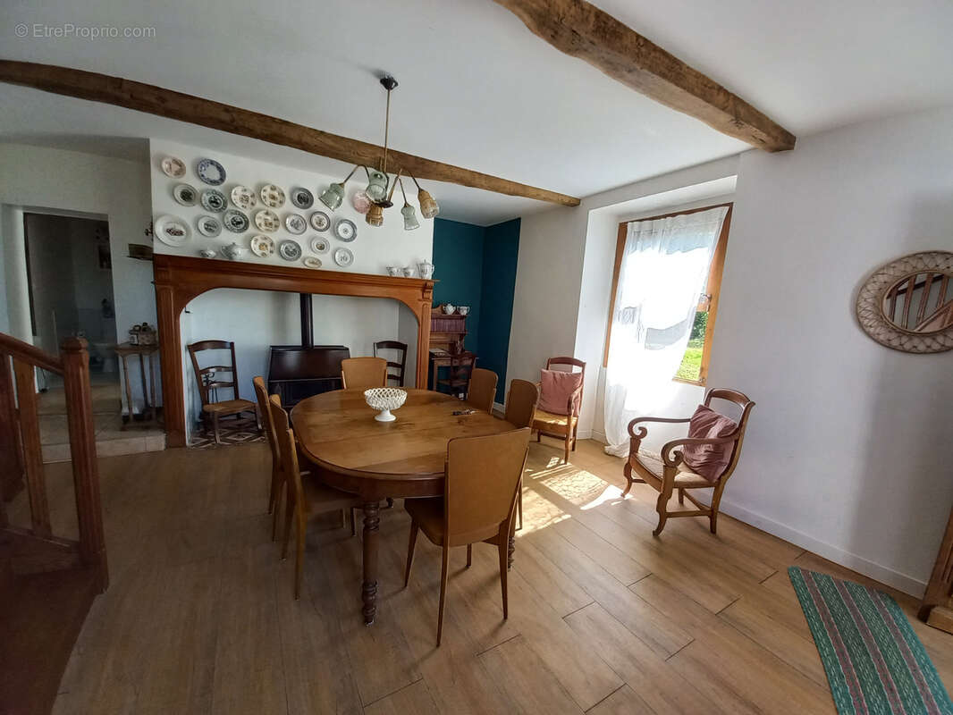 Maison à TRIE-SUR-BAISE
