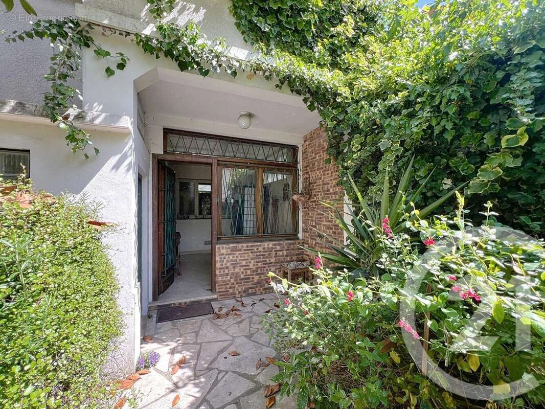 Maison à LE KREMLIN-BICETRE