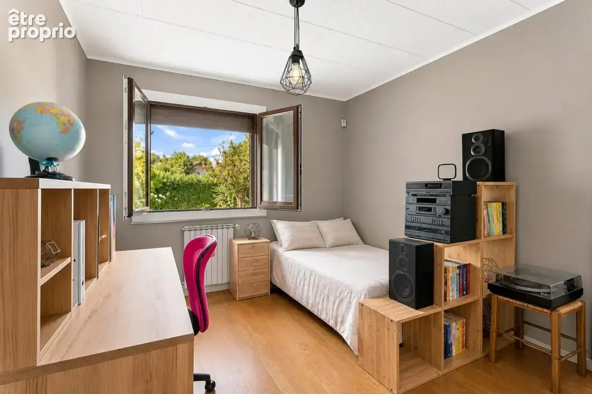 Maison de 7 pièces de 183 m² à La Balme-de-Sillingy - photo 11
