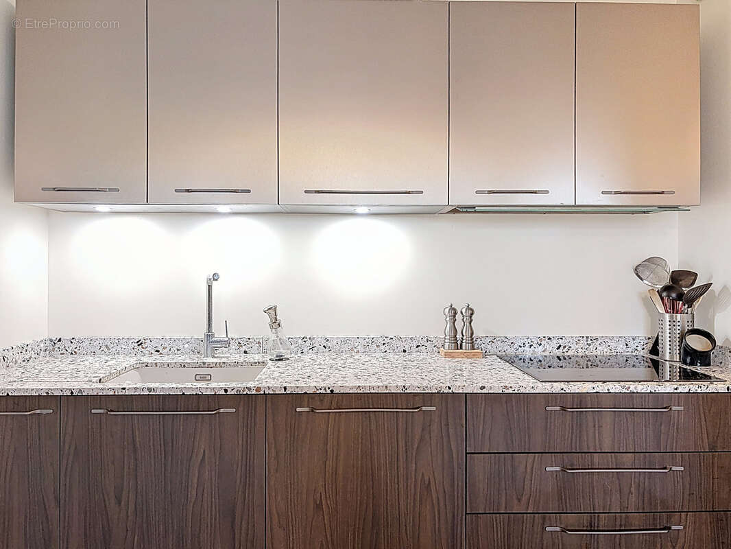 Appartement à LYON-8E